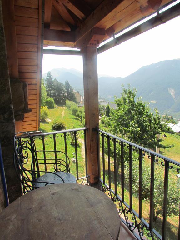 Casa Rural Fontamil Gistaín Szoba fotó